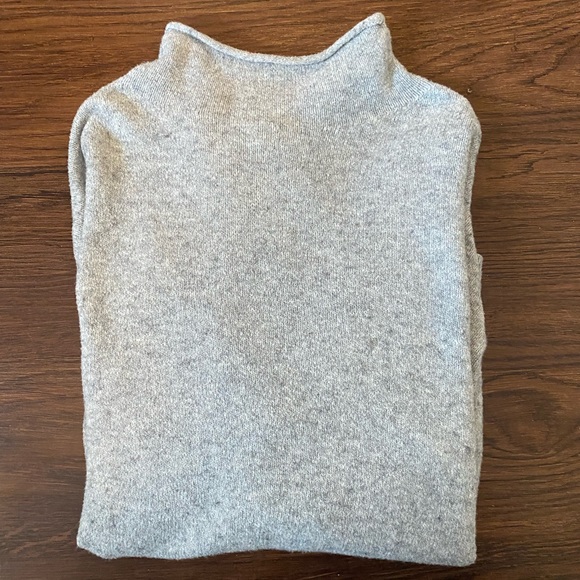 William Rast Knit Grey Turtleneck - Picture 6 of 6